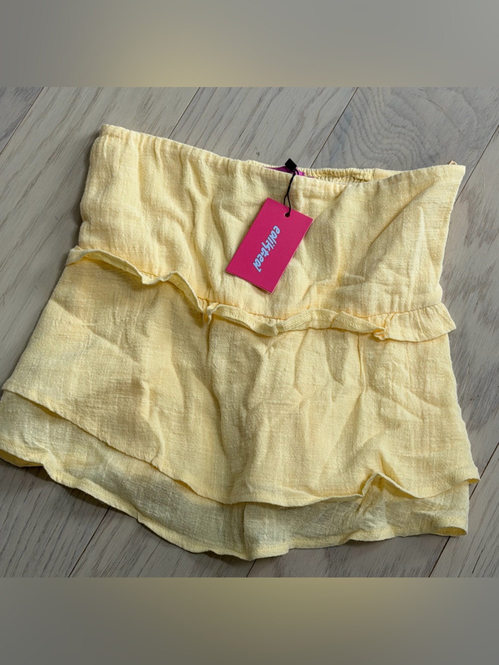 Edikted Yellow Ruffle Strapless Blouse